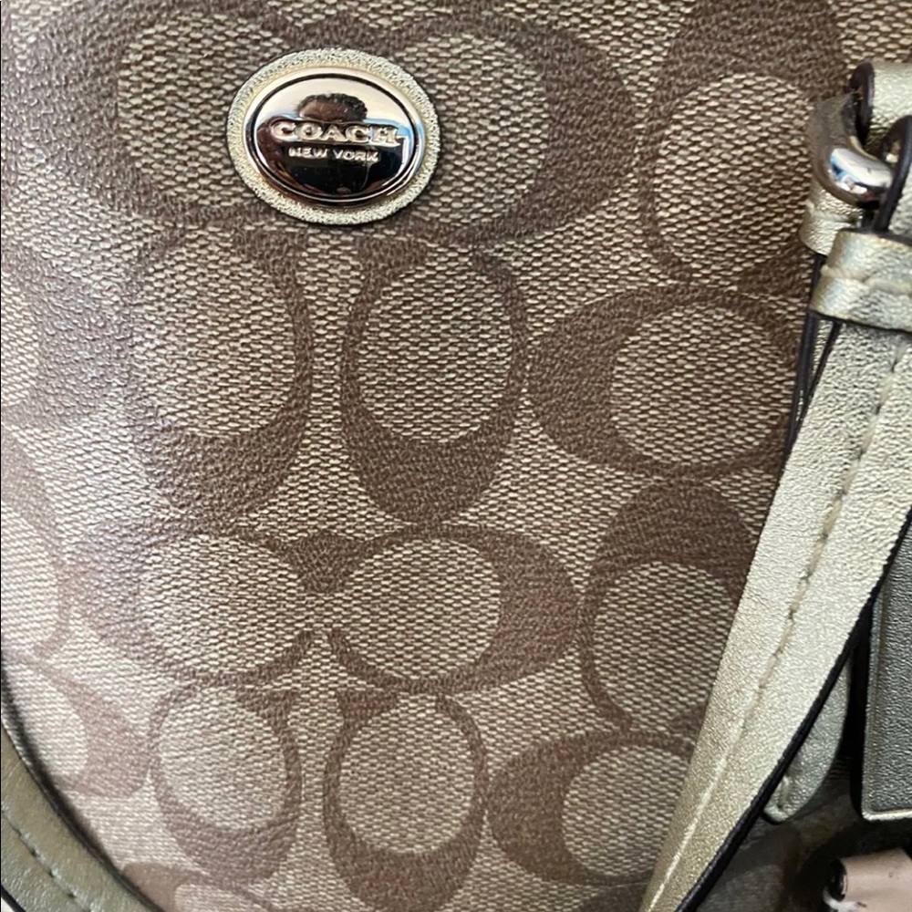 Authentic Coach Purse - Picture 2 of 5